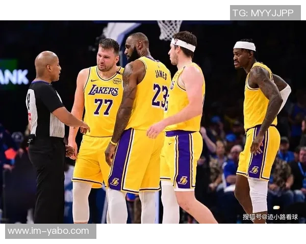 湖人球员12月三分命中率分析范德彪表现出色詹姆斯和卢卡相对低迷